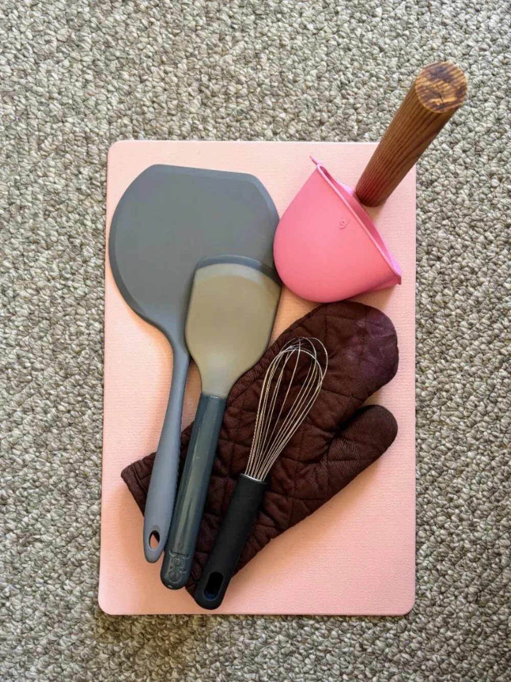 6-Piece Bundle of Handheld Baking Accessories
